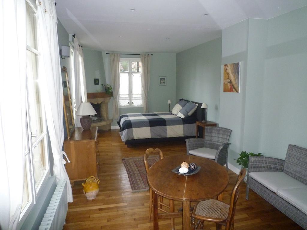 Chambre d'hôte La Bacotterie Bois-le-Roi  Quarto foto
